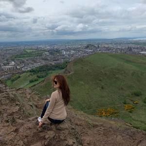 Meet your Posher, Claire